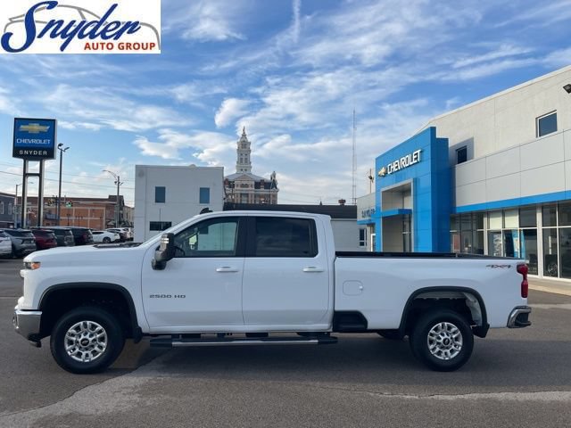 Used 2025 Chevrolet Silverado 2500 LT w/ Safety Package AWD/4WD image 1