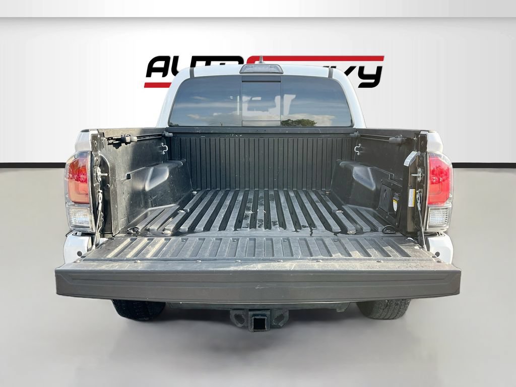 Used 2019 Toyota Tacoma TRD Pro AWD/4WD image 27