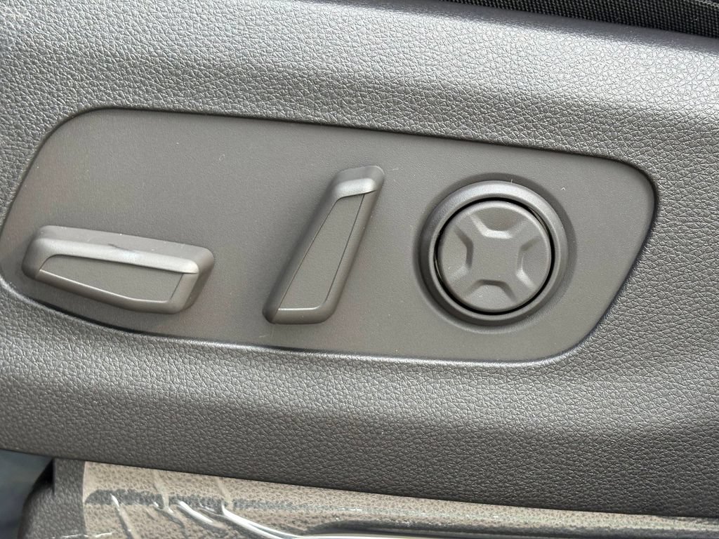 New 2026 Kia Carnival SX Prestige FWD image 12