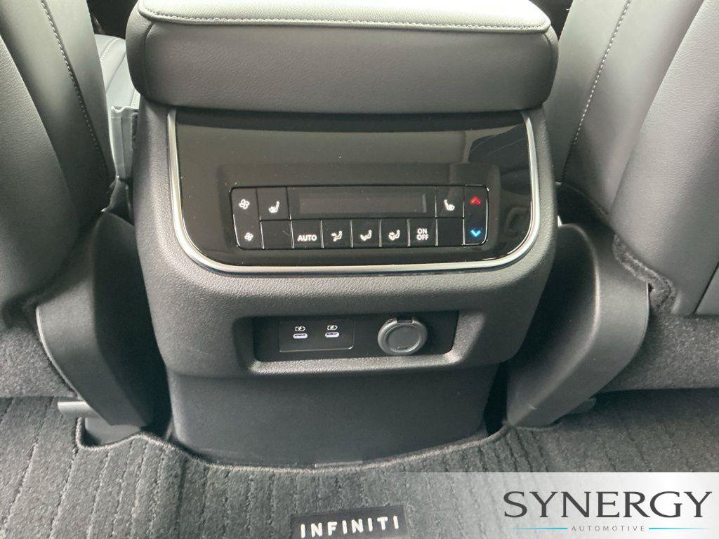 Certified 2026 INFINITI QX80 Pure AWD/4WD image 28