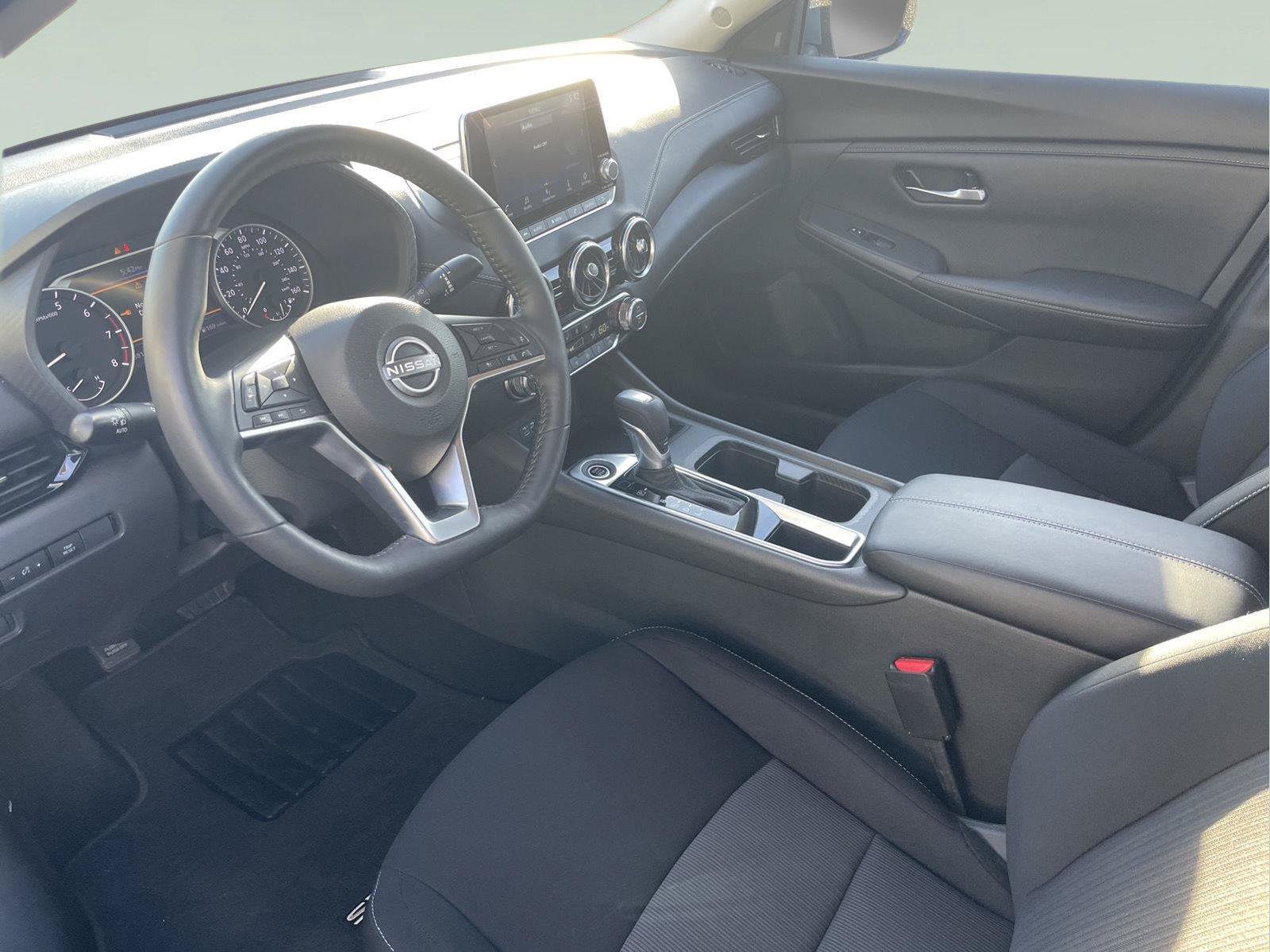 Used 2025 Nissan Sentra SV w/ All-Weather Package FWD image 12