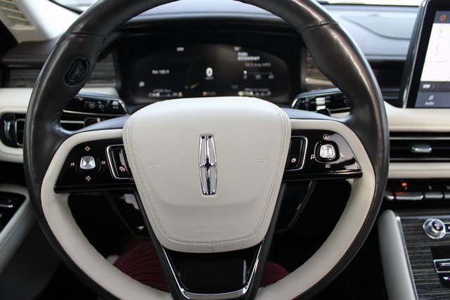 Used 2022 Lincoln Aviator Black Label w/ Dynamic Handling Package image 21