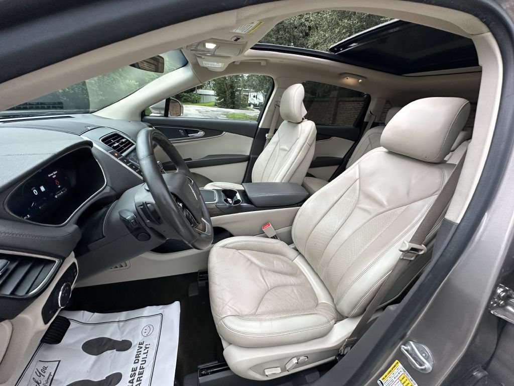Used 2019 Lincoln Nautilus Select FWD image 8