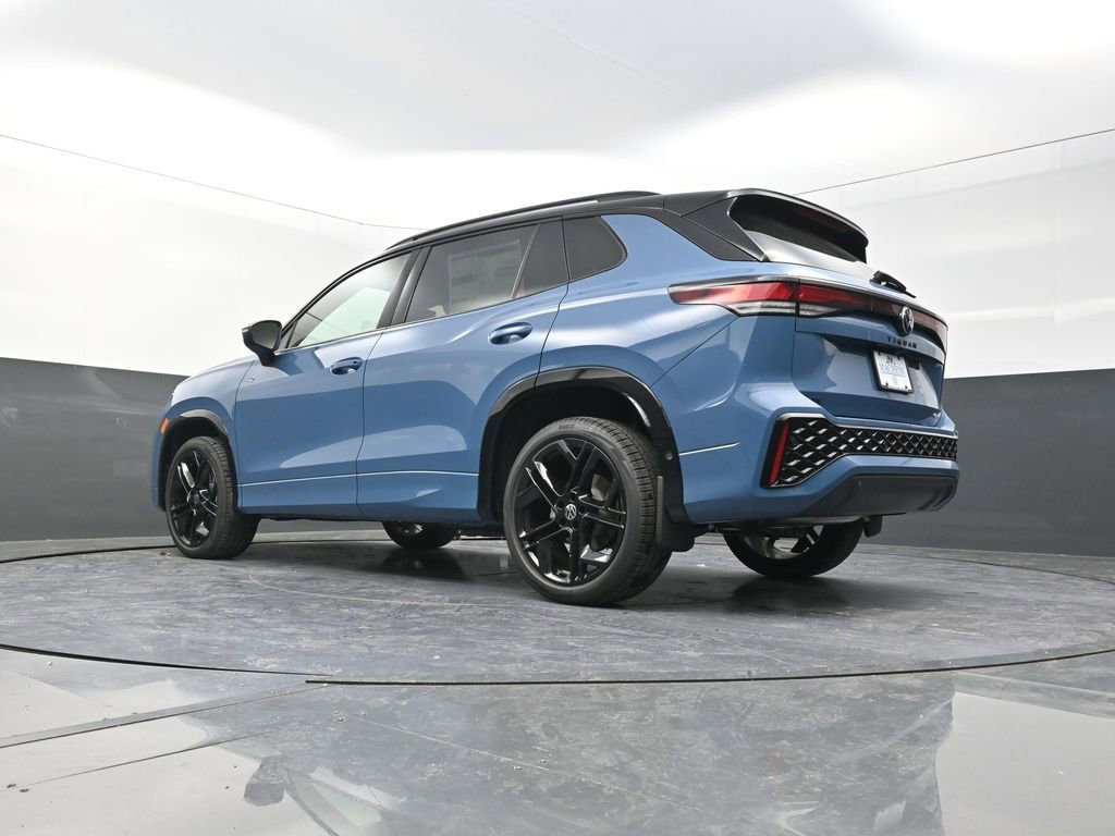 New 2026 Volkswagen Tiguan SE R-Line image 24