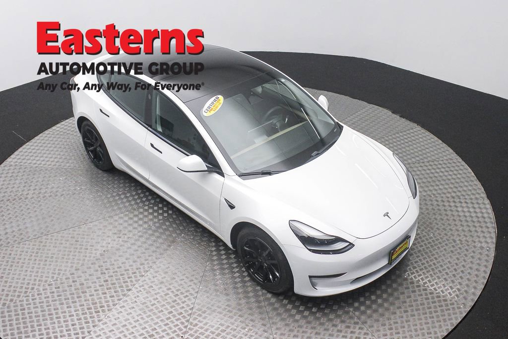 Used 2021 Tesla Model 3 Standard Range Plus RWD image 3