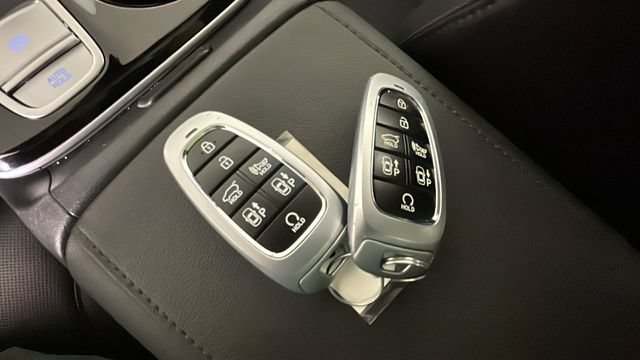 Certified 2024 Hyundai Tucson Limited AWD/4WD image 20