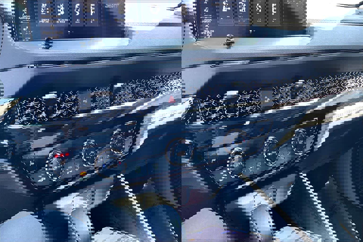 Used 2024 Honda Accord EX-L image 31