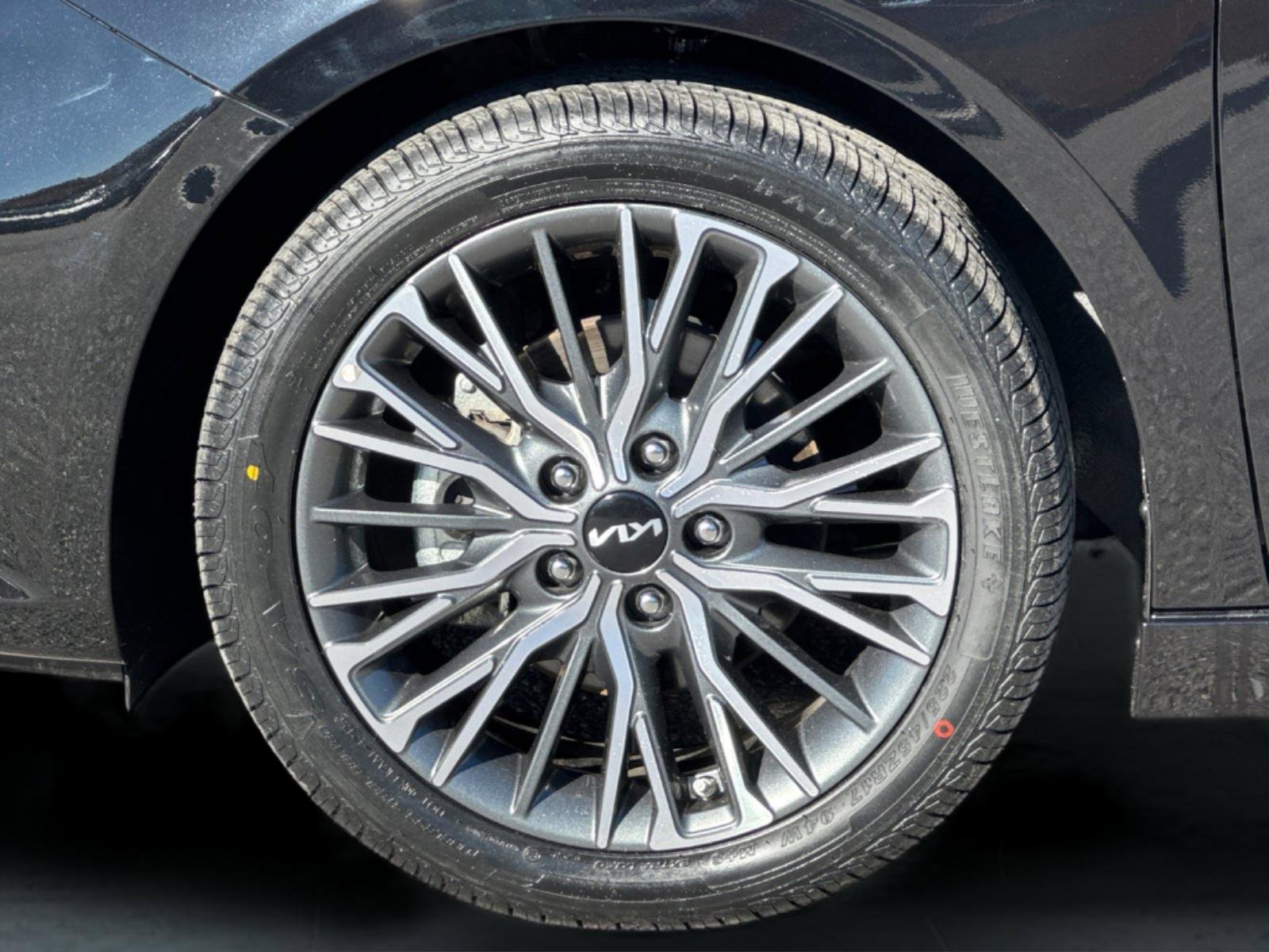 Certified 2023 Kia Forte GT-Line image 25