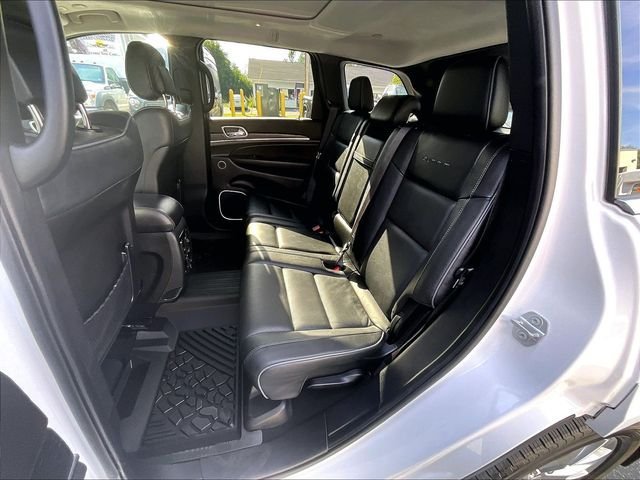 Used 2021 Jeep Grand Cherokee Summit AWD/4WD image 22