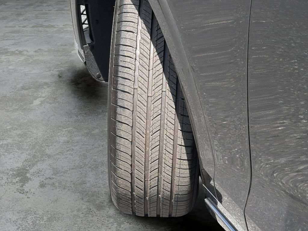 Used 2026 Genesis GV70 2.5T AWD/4WD image 11
