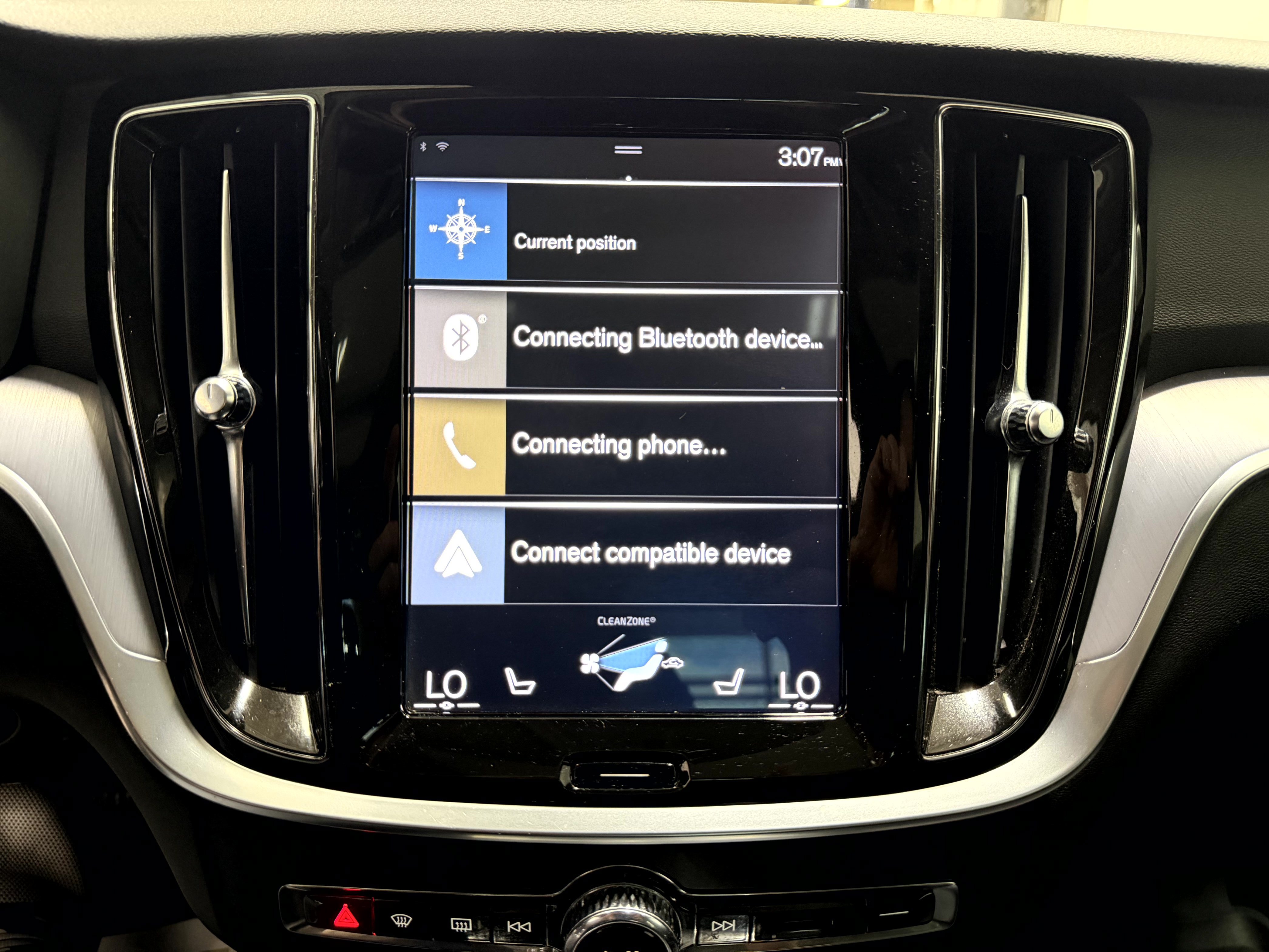 Used 2020 Volvo S60 T5 Momentum w/ Protection Package Premier FWD image 16