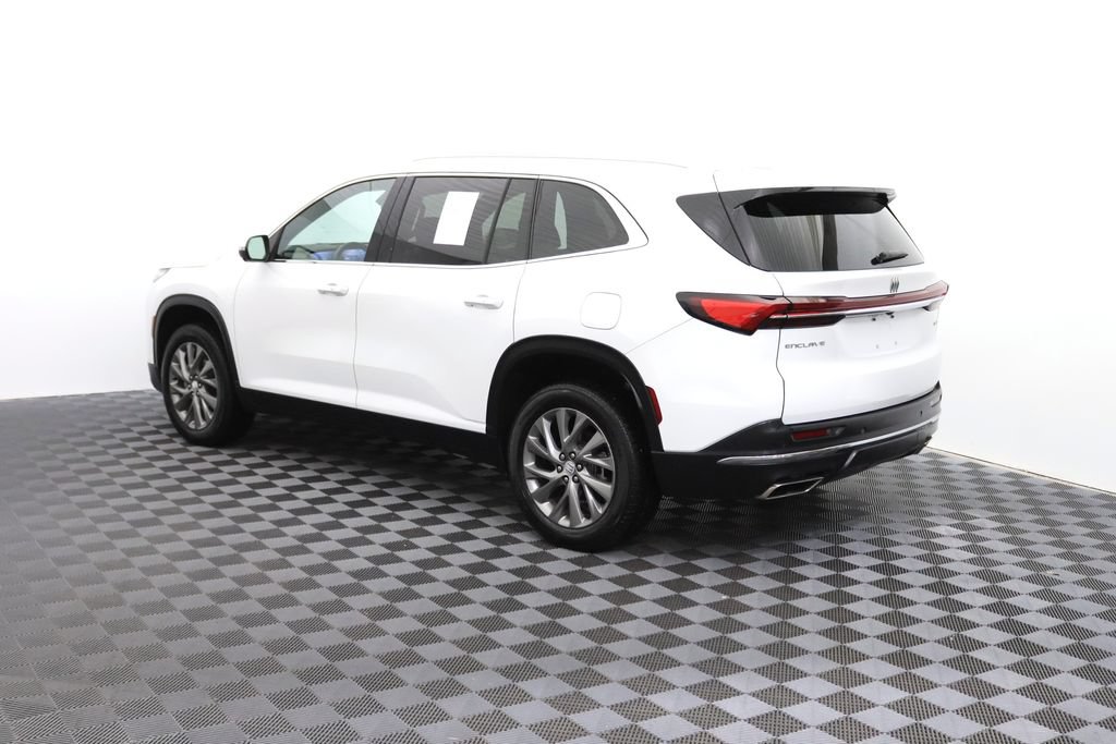 Used 2026 Buick Enclave Preferred FWD image 5