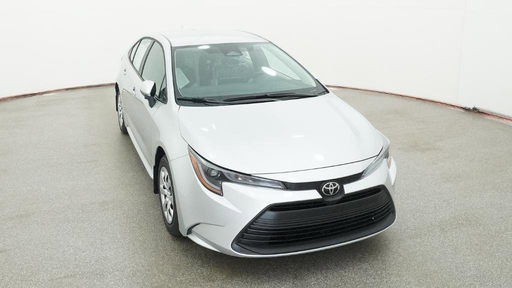 Used 2026 Toyota Corolla LE FWD image 12