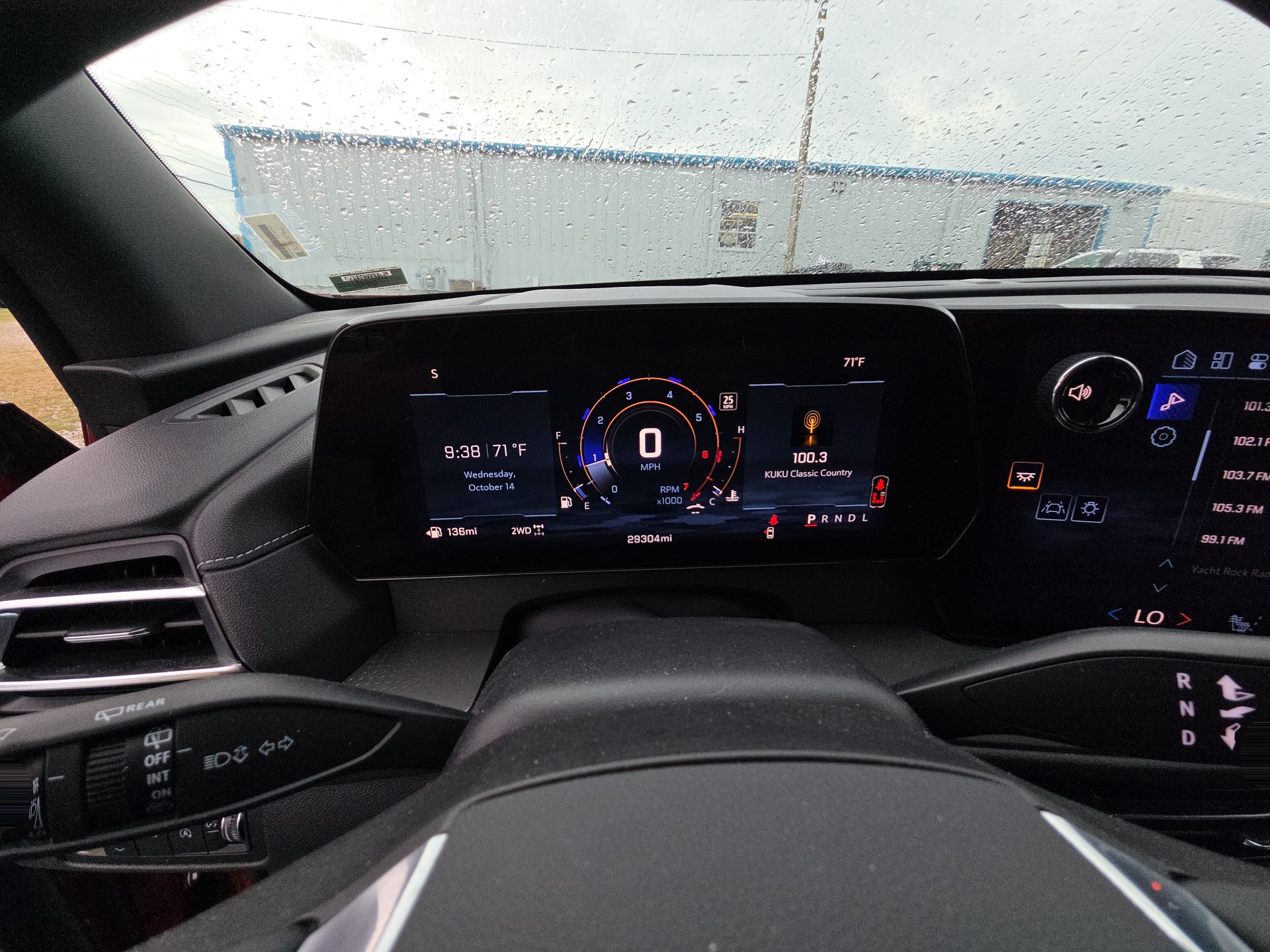 Used 2026 Chevrolet Traverse LT AWD/4WD image 9