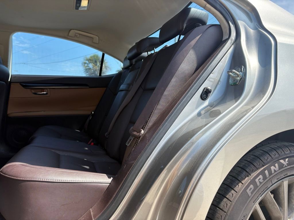 Used 2018 Lexus ES 350 350 w/ Premier Package image 12