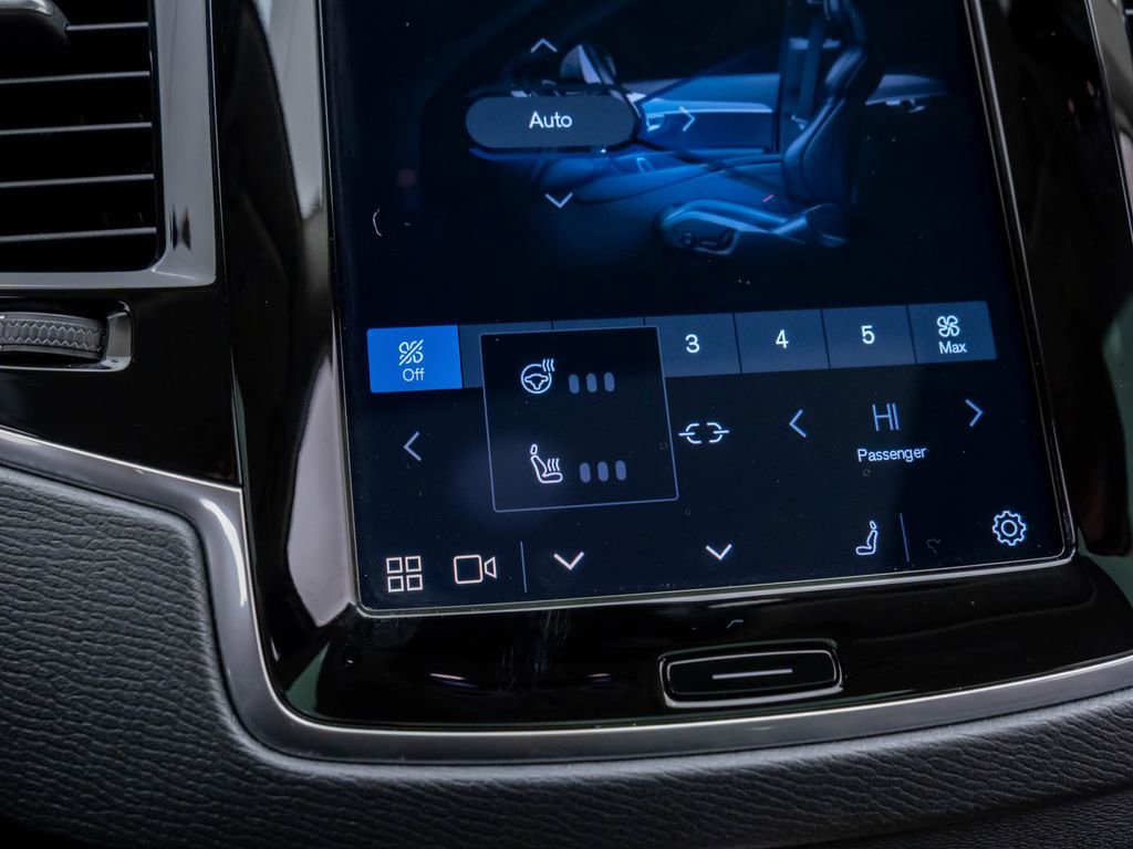 Used 2024 Volvo XC90 T8 Plus image 27