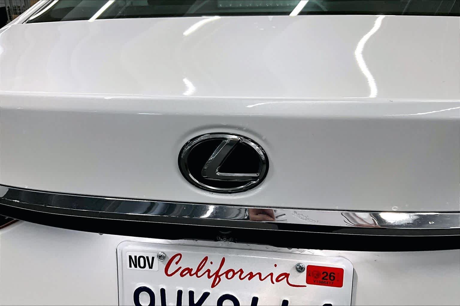 Used 2025 Lexus ES 350 w/ Accessory Package (Z2) FWD image 31