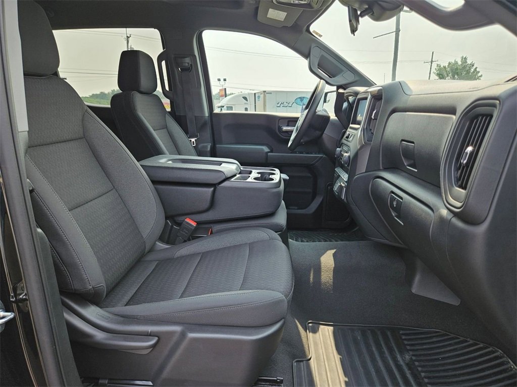 Used 2023 Chevrolet Silverado 1500 Custom Trail Boss w/ LPO, Dark Essentials Package image 27