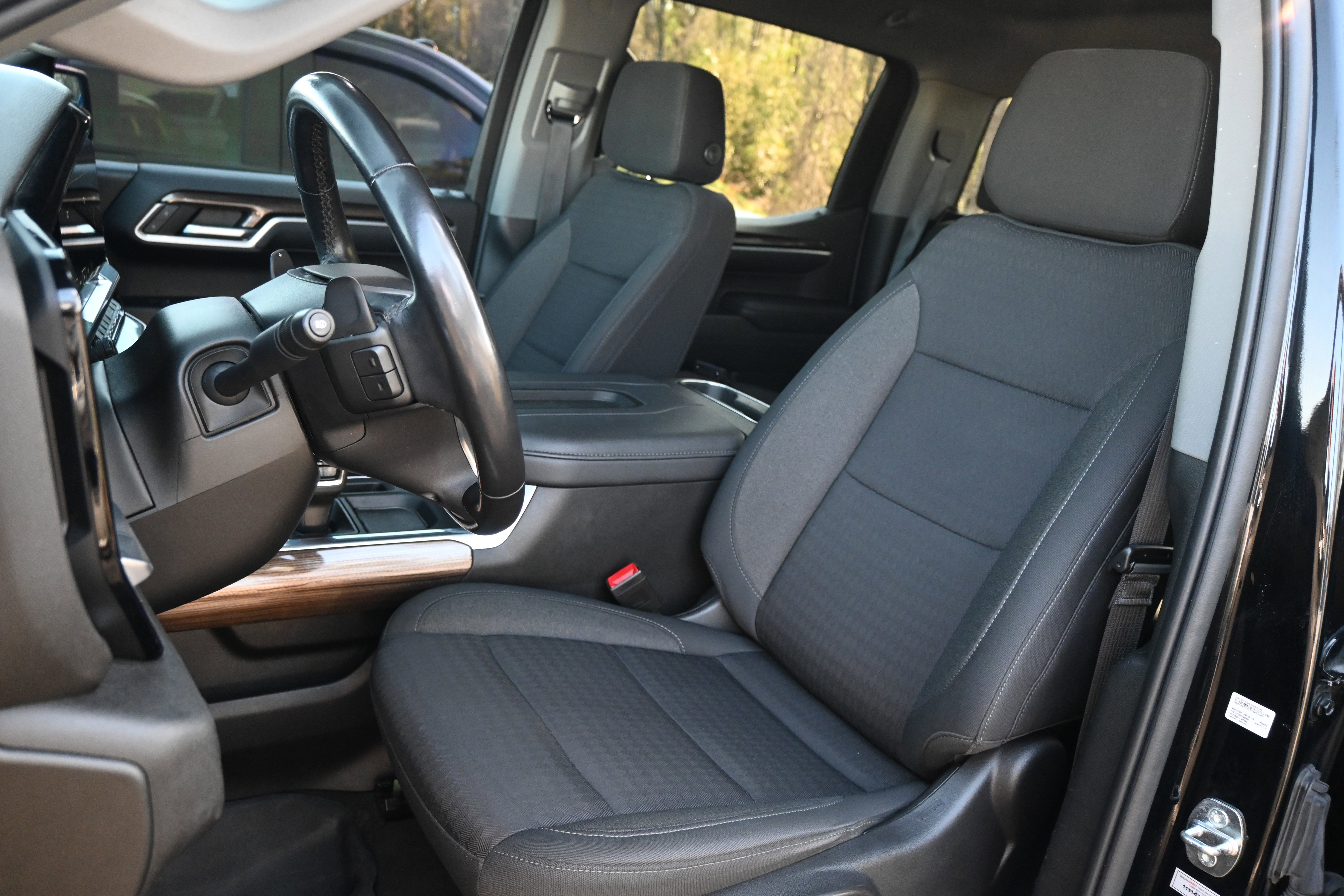 Used 2022 Chevrolet Silverado 1500 RST w/ Protection Package image 7