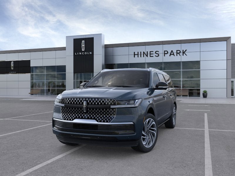 New 2026 Lincoln Navigator L Reserve image 2