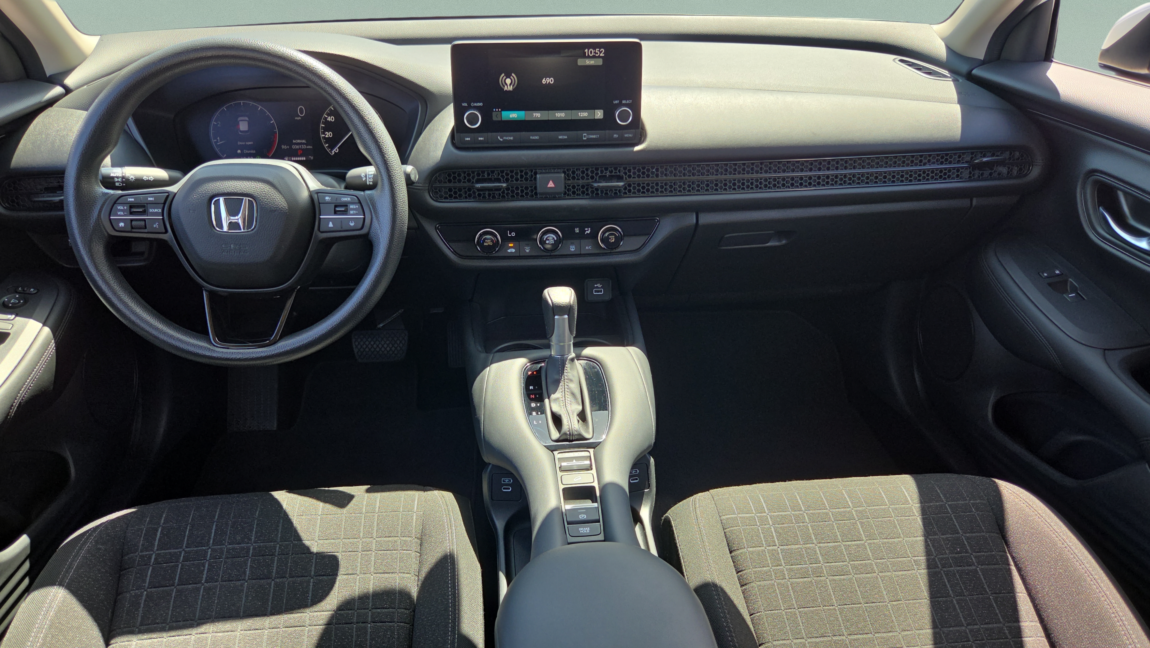Certified 2024 Honda HR-V LX image 12