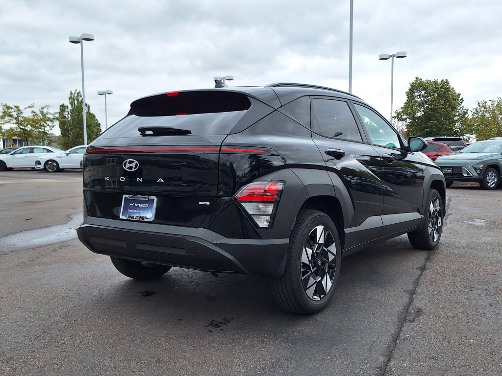 Certified 2024 Hyundai Kona SEL AWD/4WD image 3