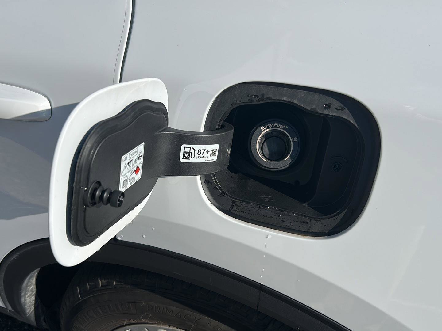 Used 2025 Ford Escape Active w/ Cold Weather Package FWD image 17