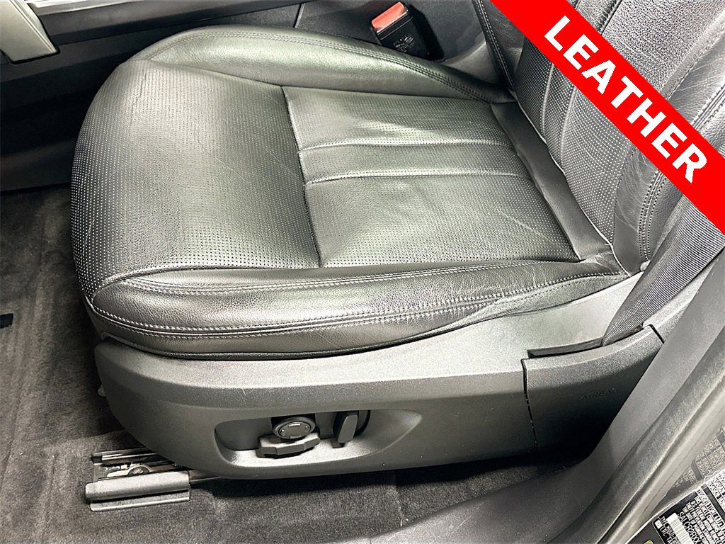 Used 2018 Land Rover Discovery Sport HSE image 21