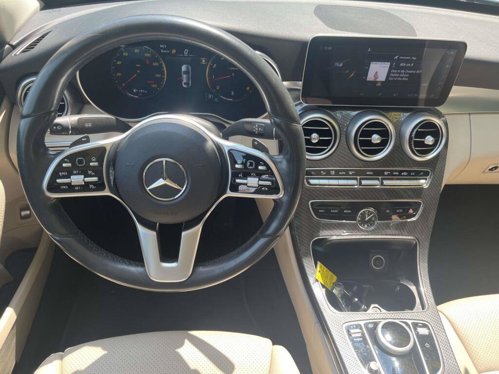 Used 2021 Mercedes-Benz C 300 4MATIC Sedan image 2