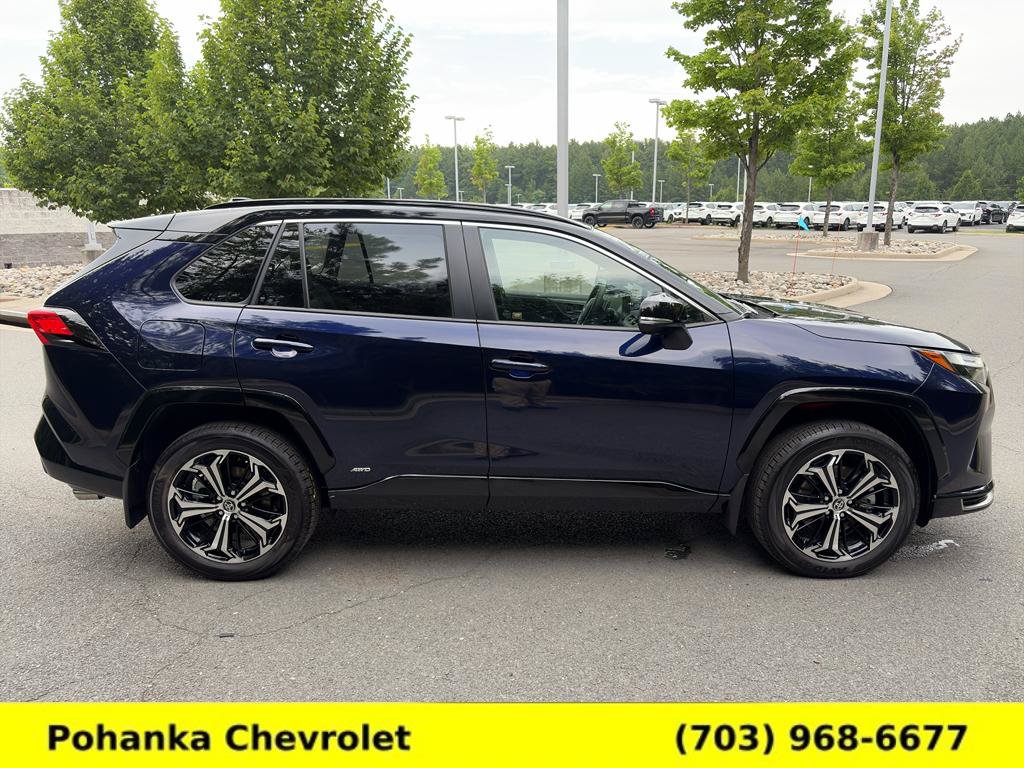 Used 2025 Toyota RAV4 XSE w/ Weather Package AWD/4WD image 8