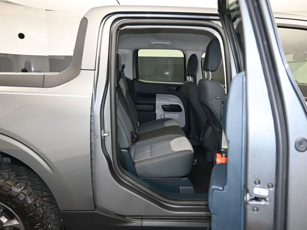 Certified 2023 Ford Maverick XLT image 25