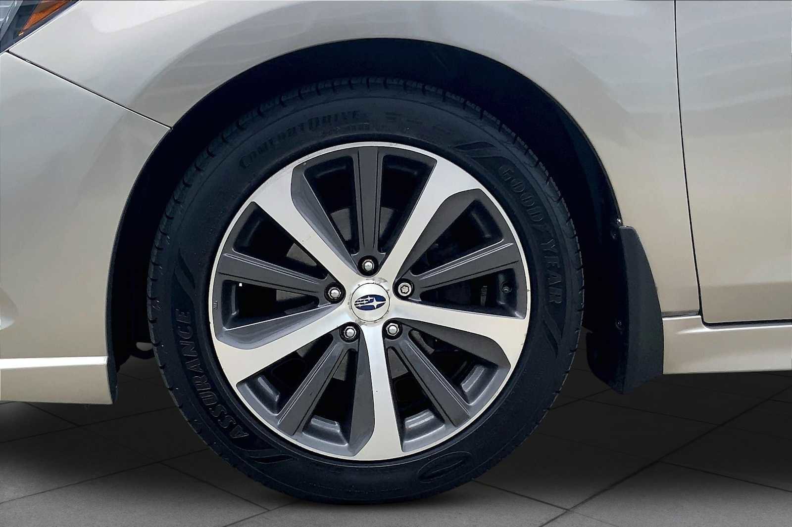 Used 2018 Subaru Legacy 2.5i Limited AWD/4WD image 10