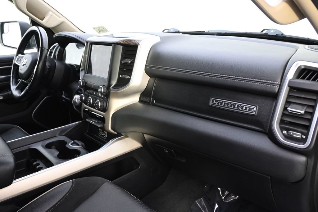 Used 2020 RAM 1500 Laramie AWD/4WD image 15