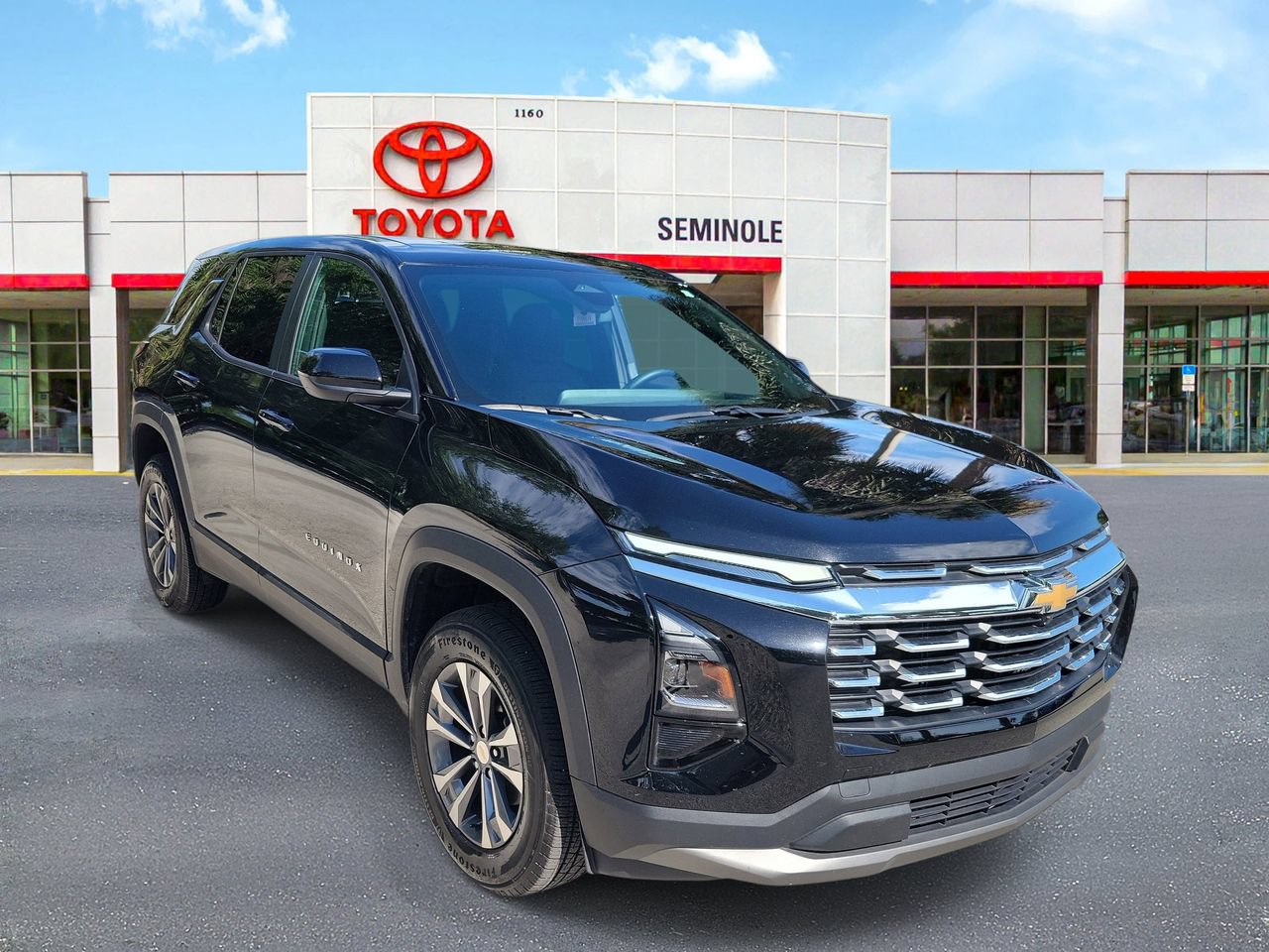 Used 2026 Chevrolet Equinox LT FWD image 3