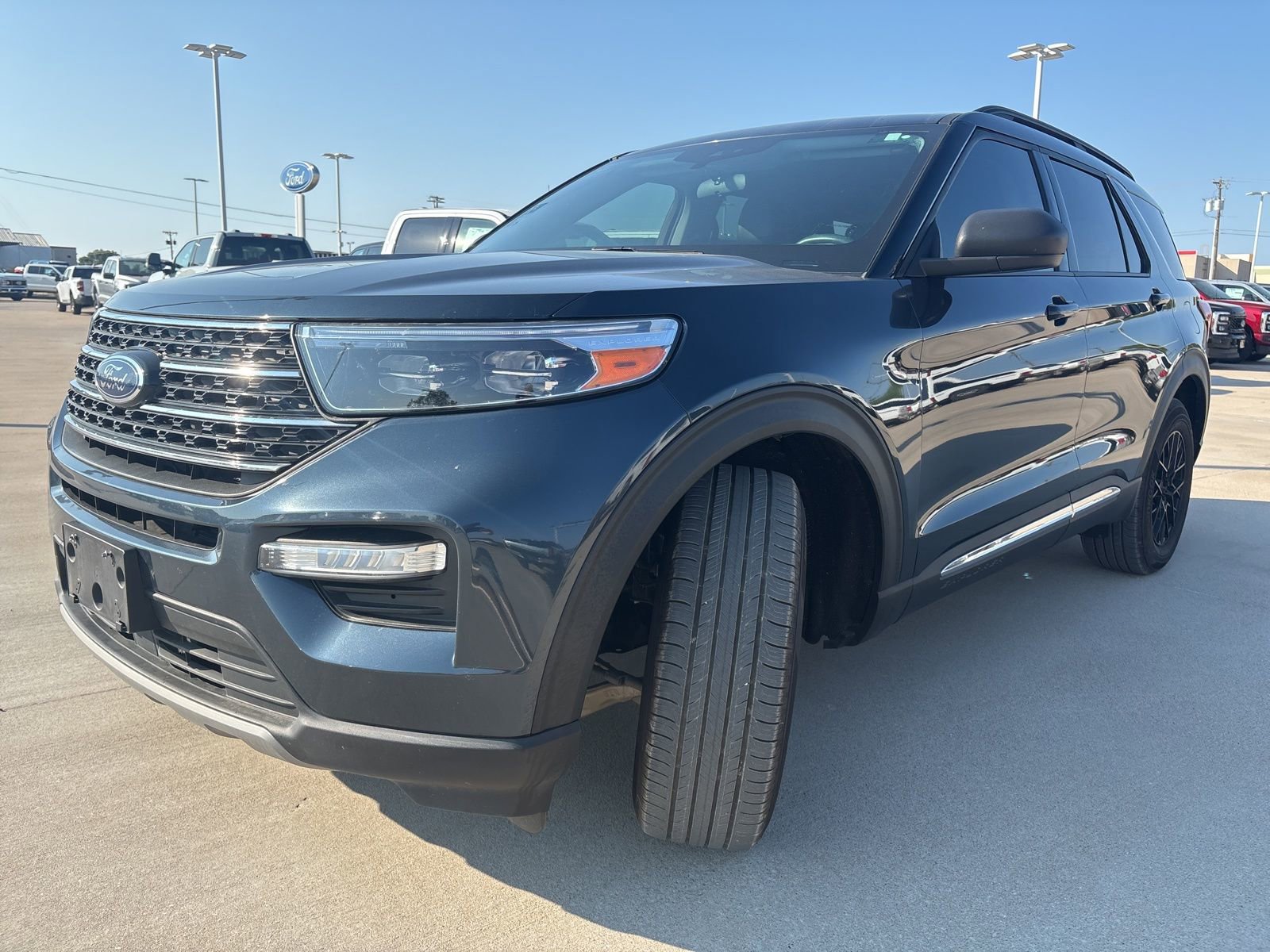 Certified 2023 Ford Explorer XLT w/ Equipment Group 202A image 3