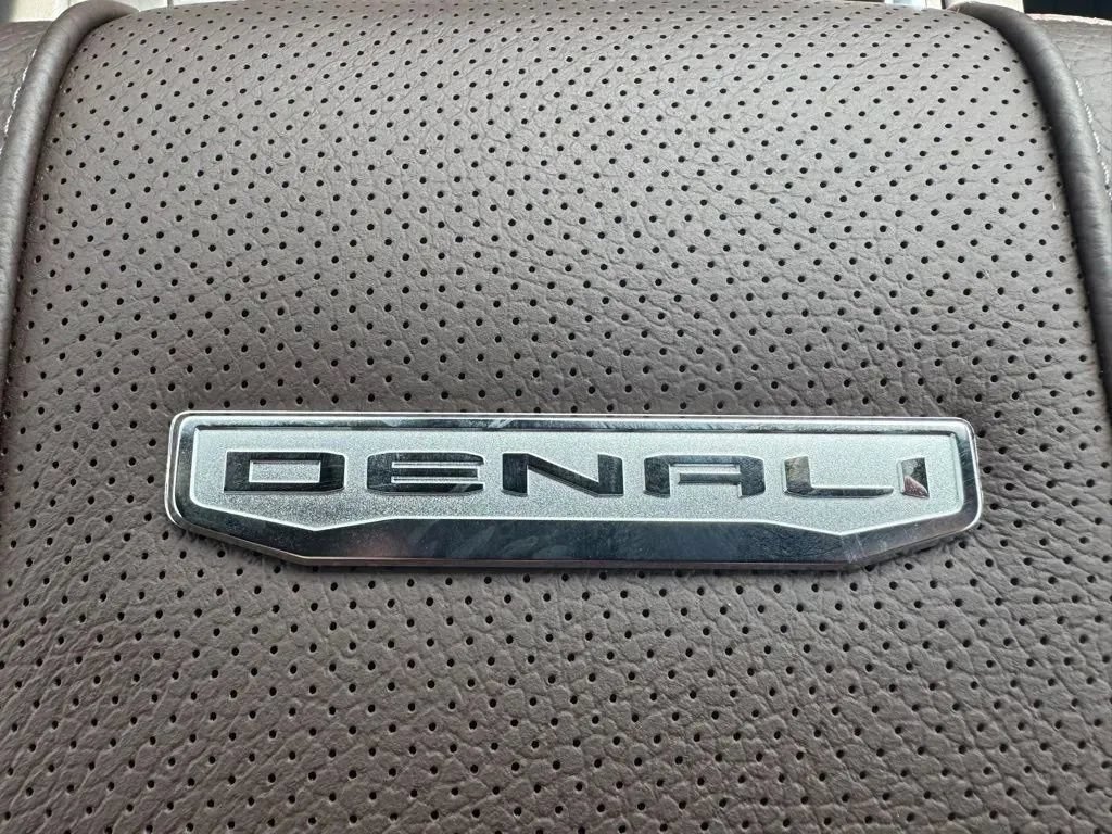 New 2026 GMC Sierra 3500 Denali w/ LPO, Black Badging Package AWD/4WD image 28