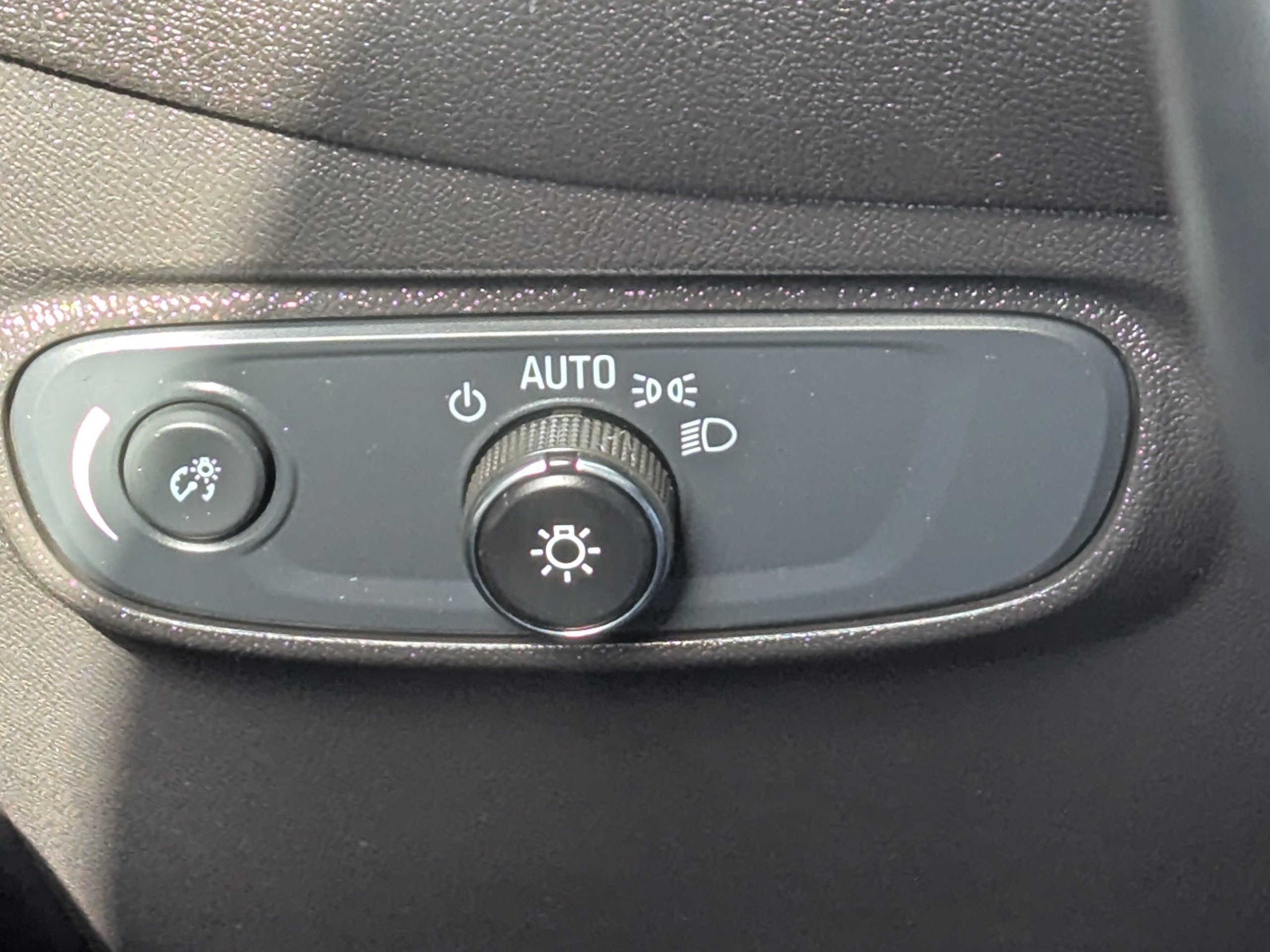 Used 2024 Chevrolet Equinox LT AWD/4WD image 31