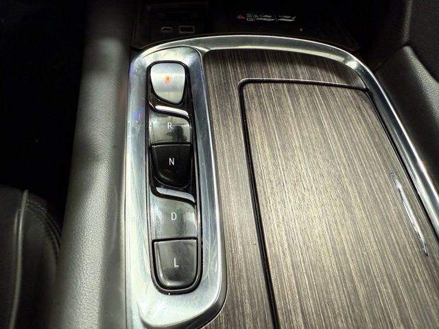 Used 2023 Buick Enclave Avenir w/ Avenir Technology Package image 42