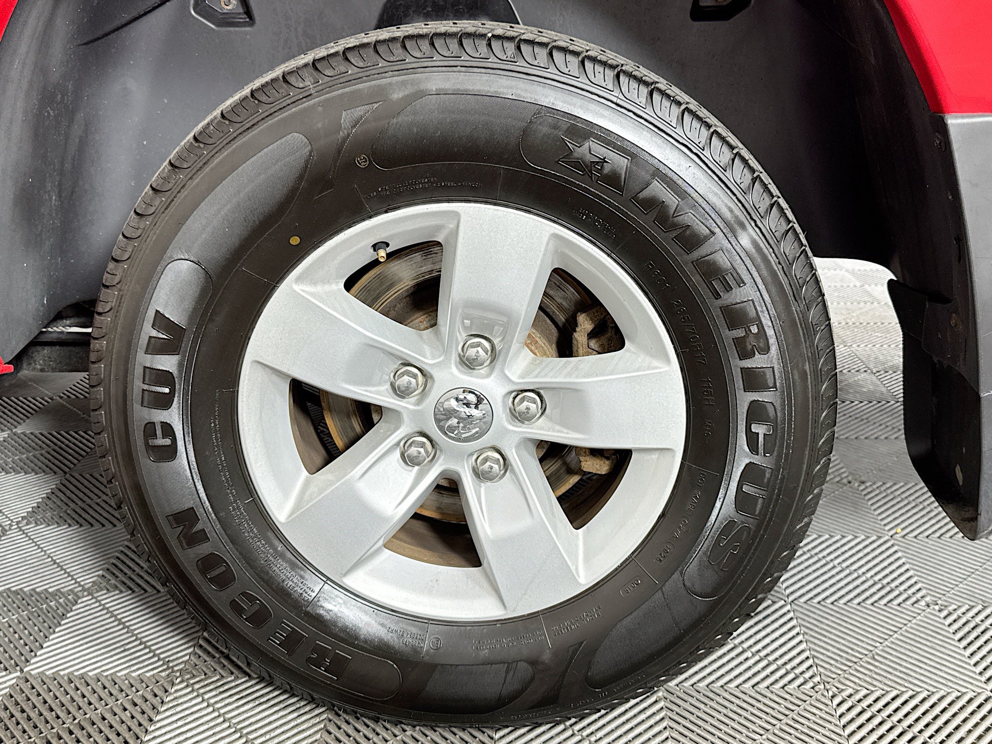 Used 2019 RAM 1500 Express AWD/4WD image 34