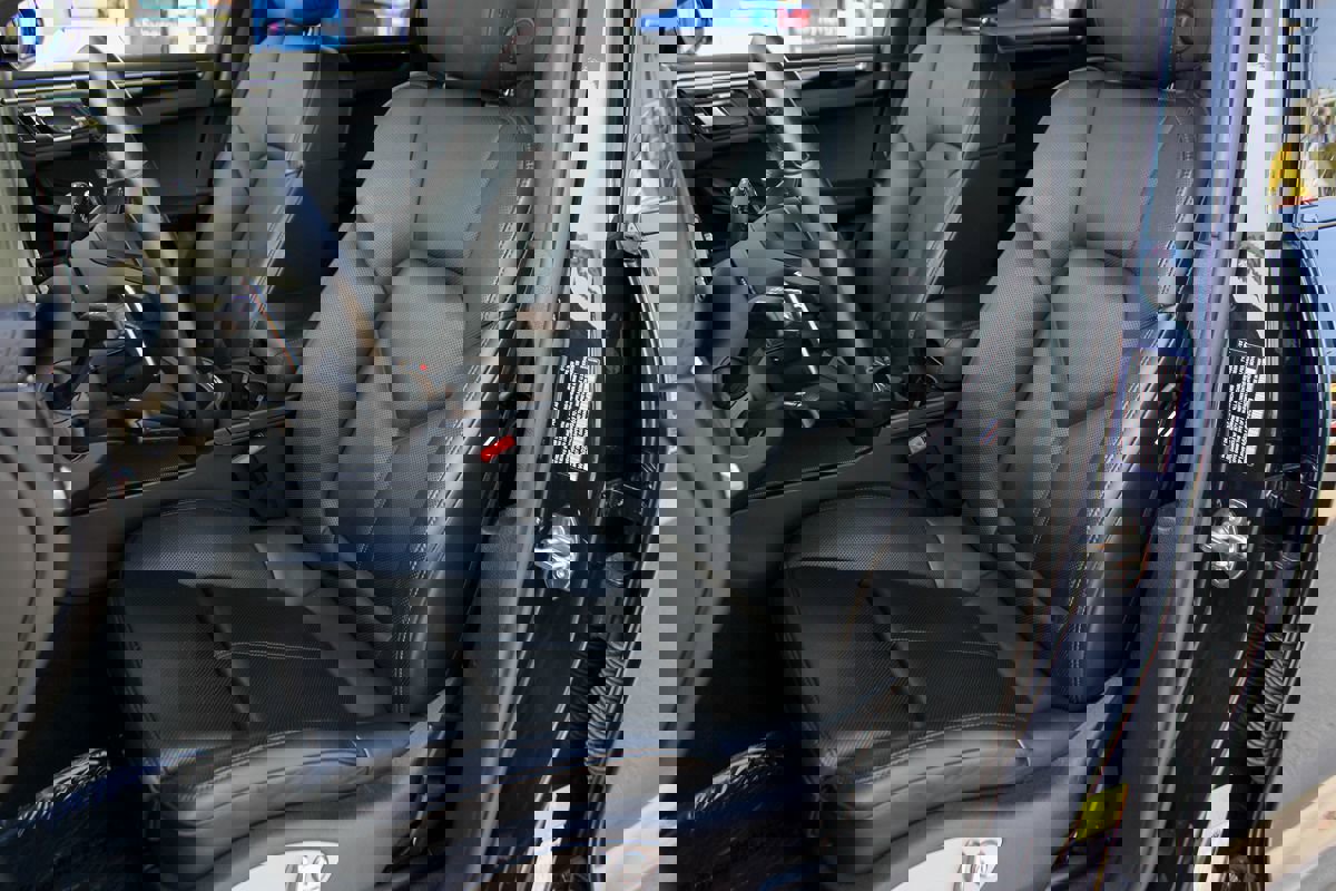 Used 2022 Porsche Macan S image 16