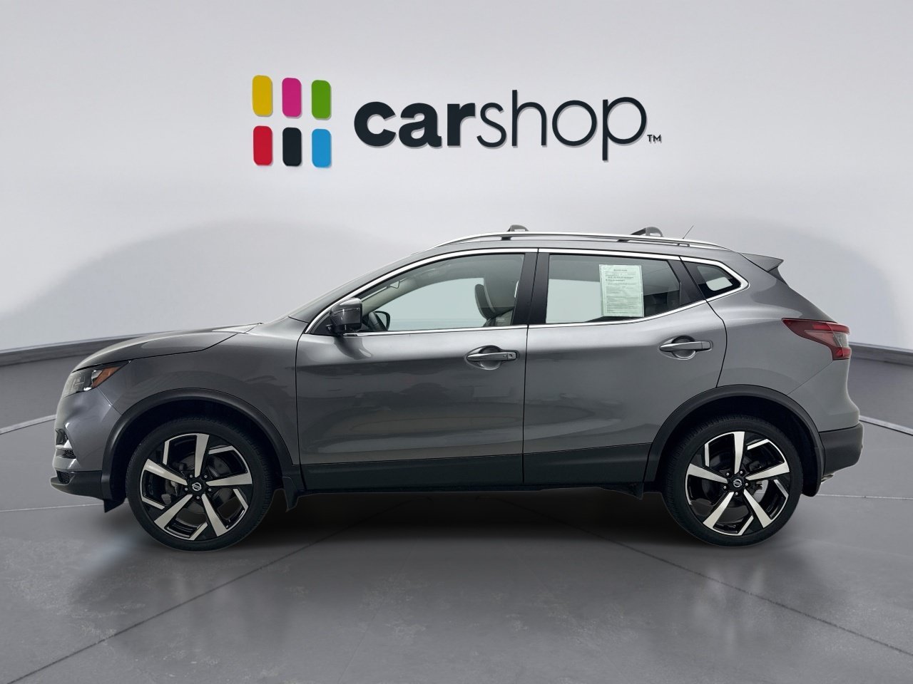 Used 2022 Nissan Rogue Sport SL AWD/4WD image 2