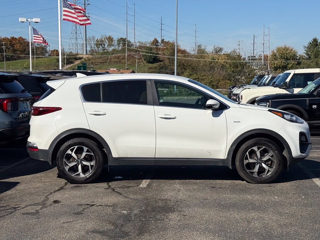 Used 2020 Kia Sportage LX w/ LX Popular Package AWD/4WD image 4