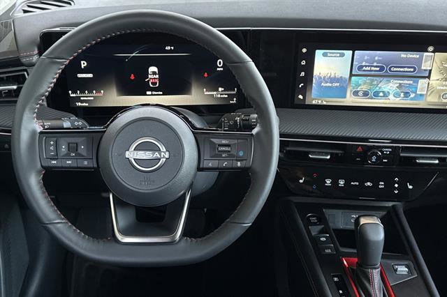 New 2025 Nissan Kicks SR w/ SR Premium Package image 15