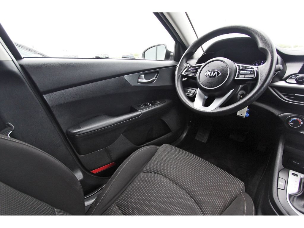 Used 2021 Kia Forte LXS FWD image 9