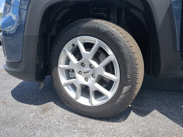 Used 2022 Jeep Renegade Latitude w/ Convenience Group AWD/4WD image 37