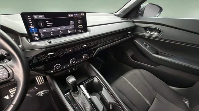 Used 2023 Honda Accord Sport image 25