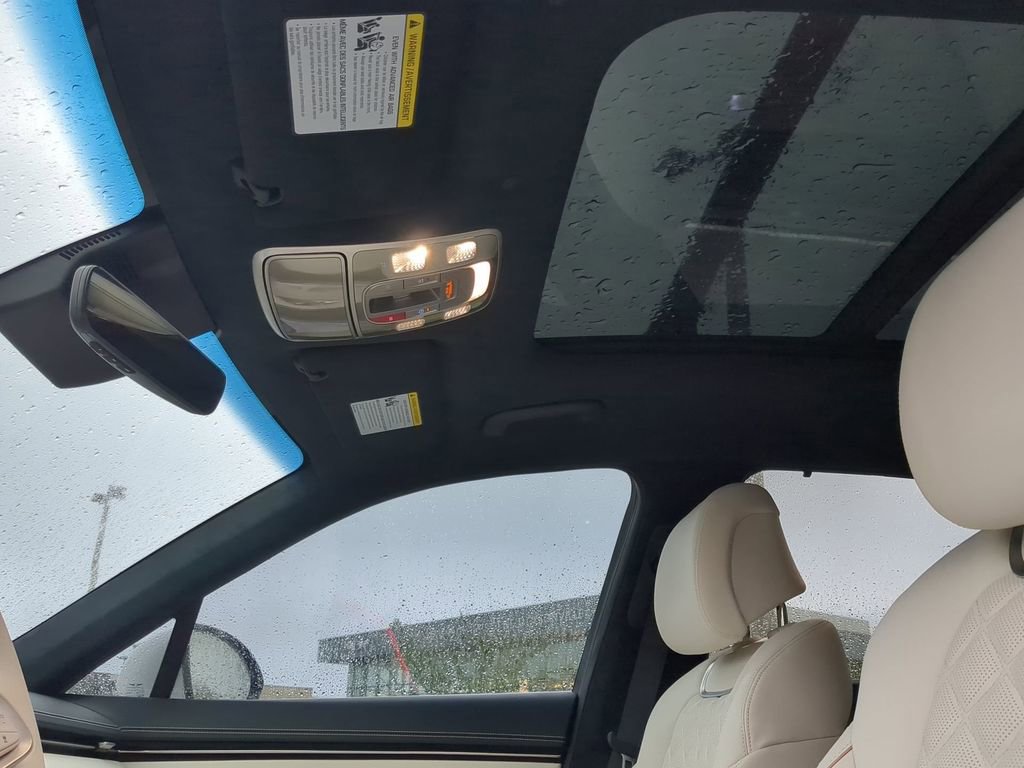 Used 2025 Genesis Electrified GV70 Advanced w/ Prestige Package image 20