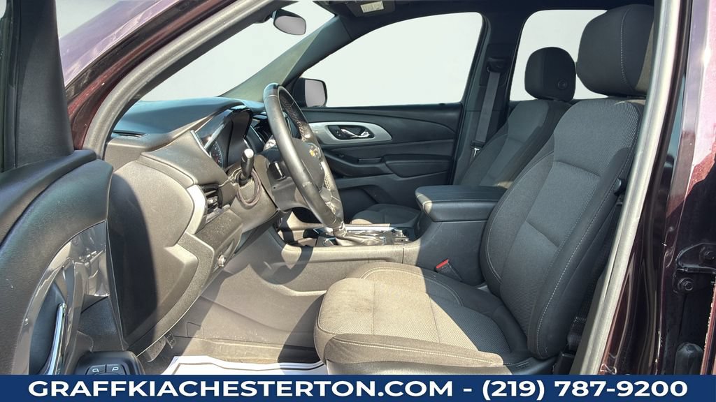Used 2023 Chevrolet Traverse LT FWD image 21
