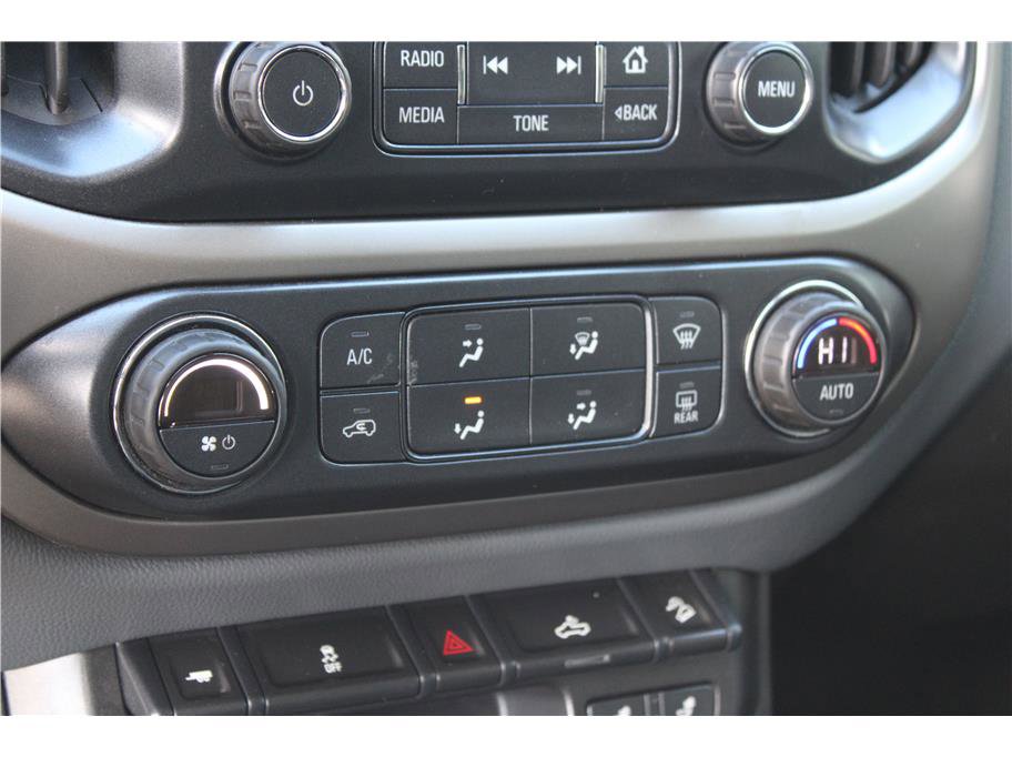 Used 2016 Chevrolet Colorado Z71 AWD/4WD image 21