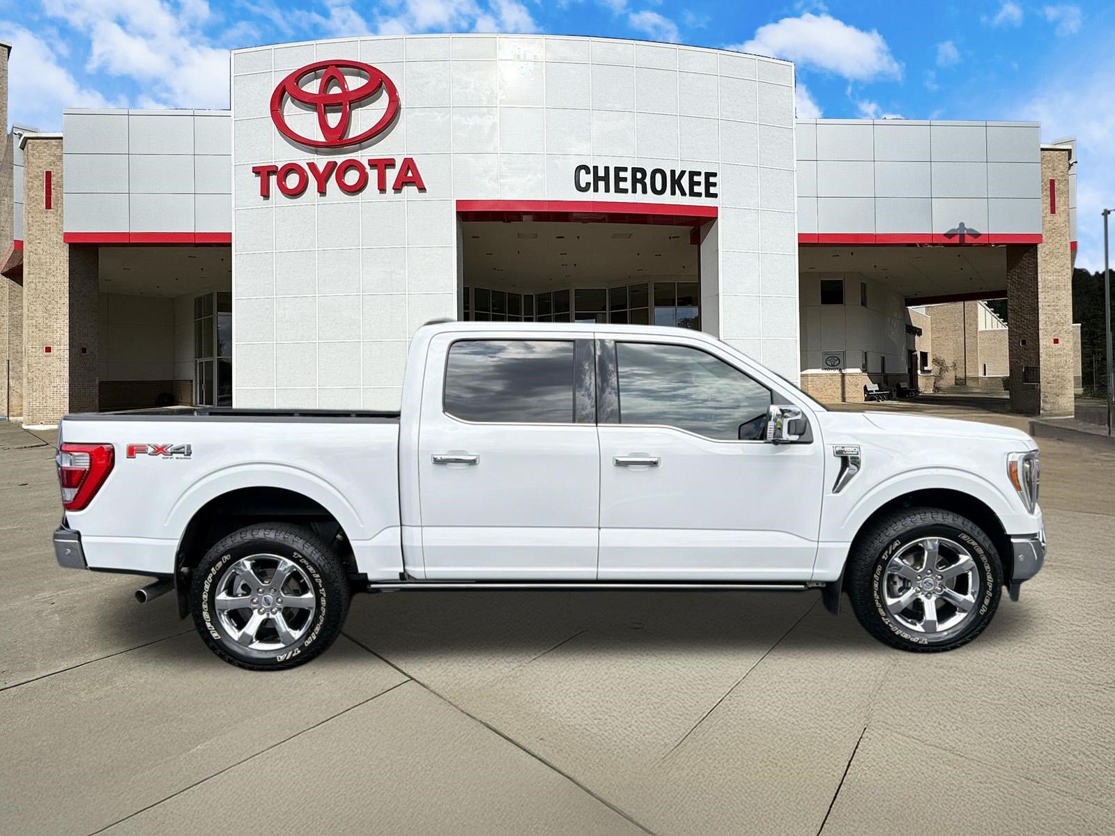 Used 2023 Ford F150 Lariat w/ Equipment Group 502A High AWD/4WD image 4